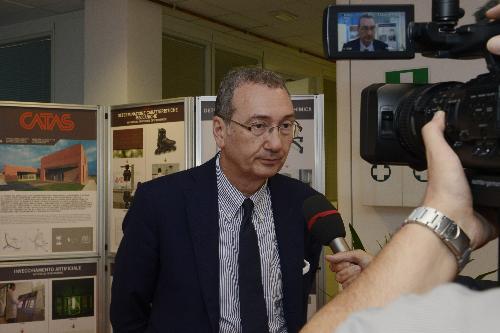 Sergio Bolzonello (Vicepresidente Regione FVG e assessore Attività produttive, Turismo e Cooperazione) alla presentazione del nuovo laboratorio prove mobili e arredo del CATAS - San Giovanni al Natisone 04/07/2017